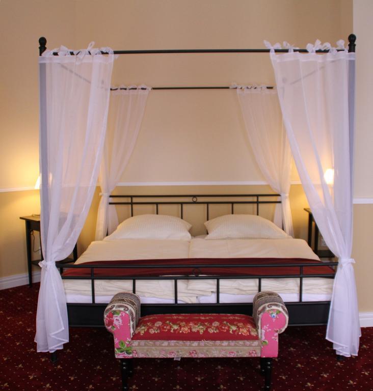Gutshof Sagritz Hotel Golssen Room photo